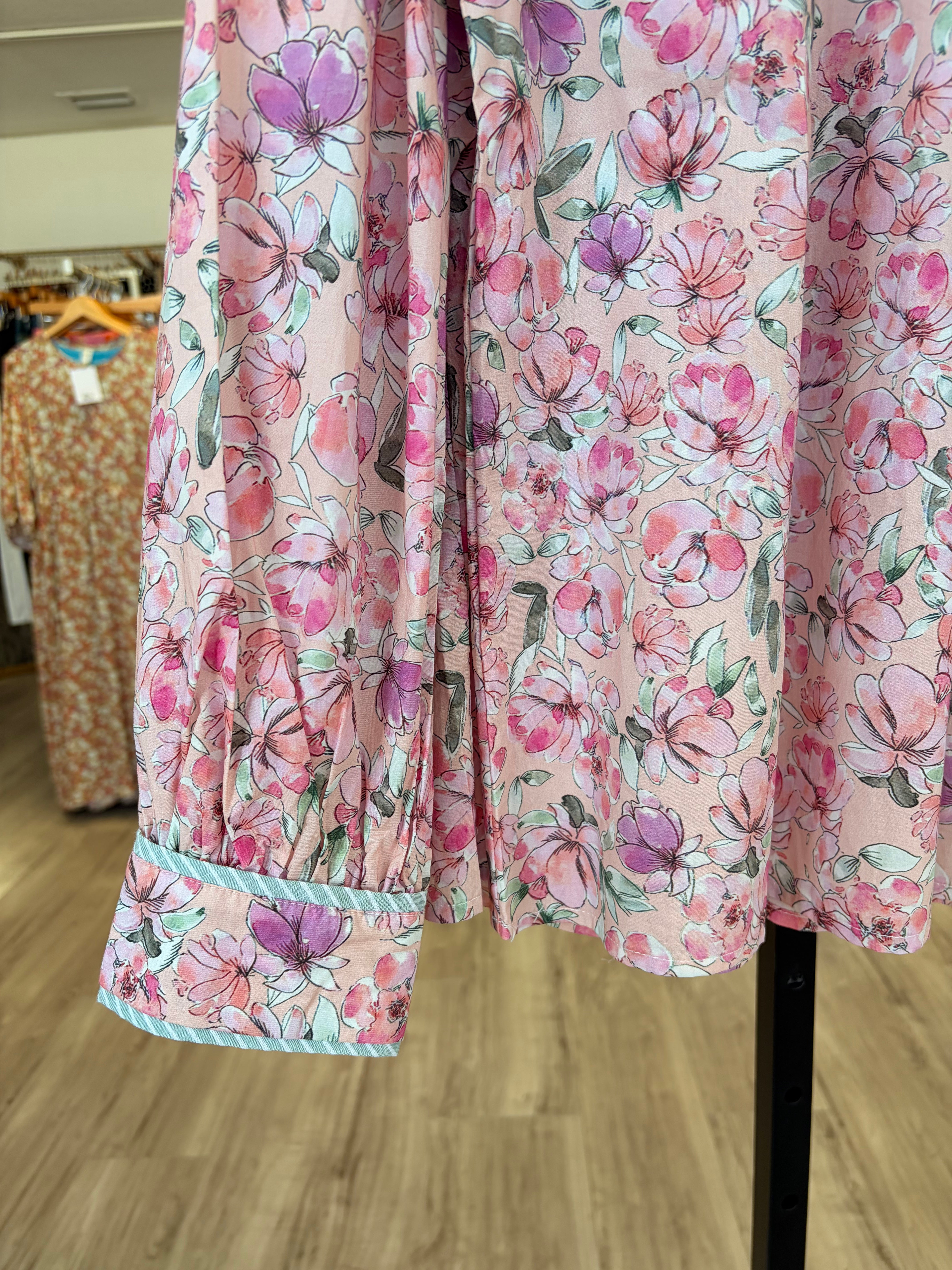 “Sweet Magnolias” Top in Pink