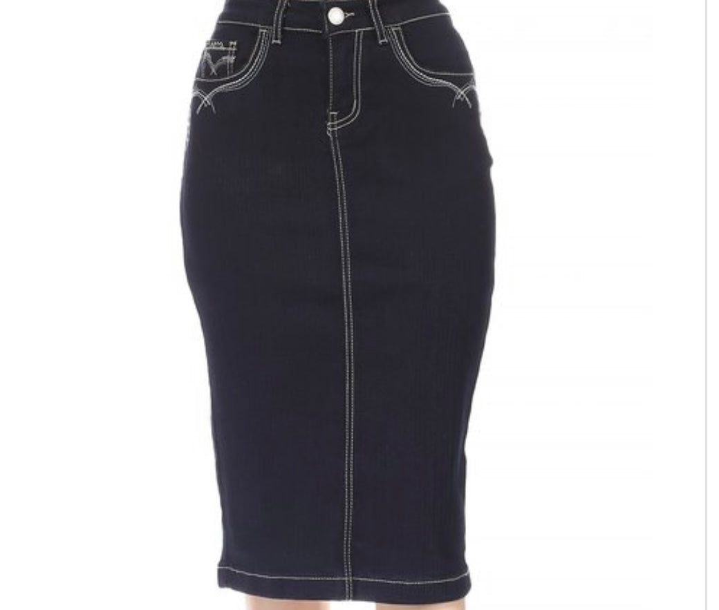 "Ryleigh Jo" Midi Dark Plus Denim Skirt