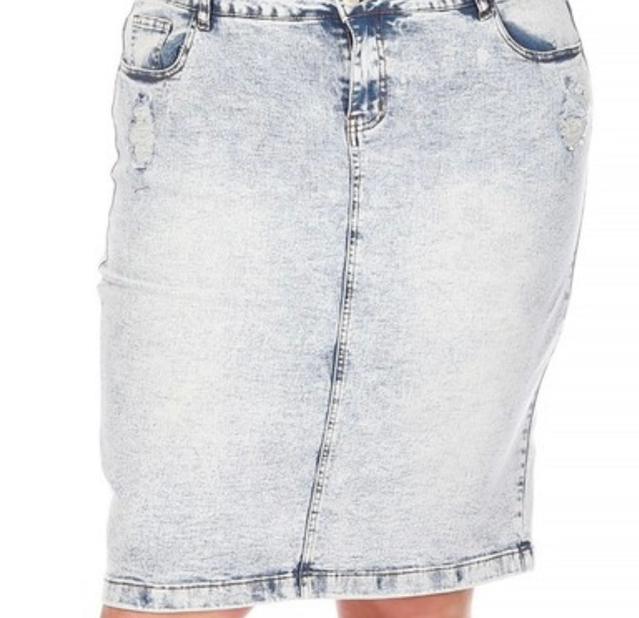 “Grace Ann” Light-wash Plus Midi Denim Skirt